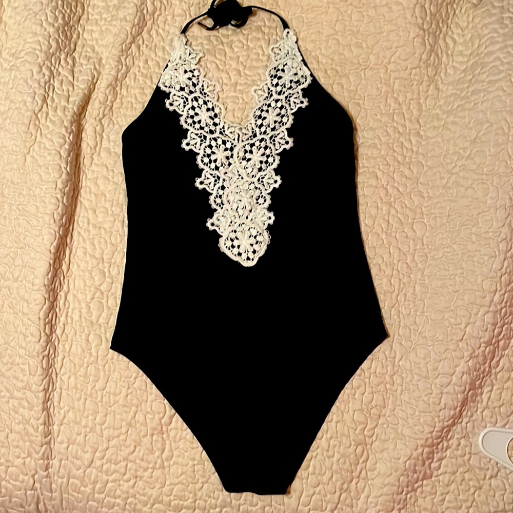 One piece swimsuit